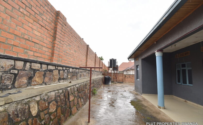 House for sale in Kibagabaga plut properties (4)