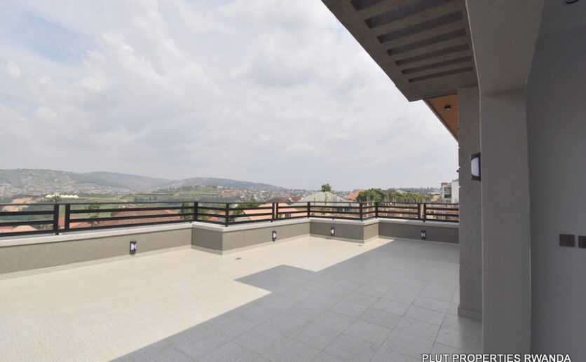 2 stories house for sale in Kibagabaga plut properties (5)