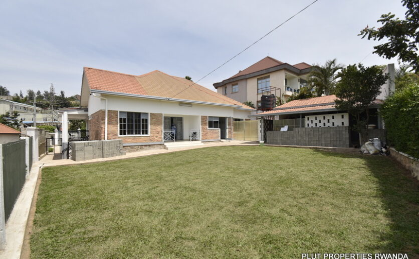 Beautiful house for rent in Kibagabaga plut properties (25)