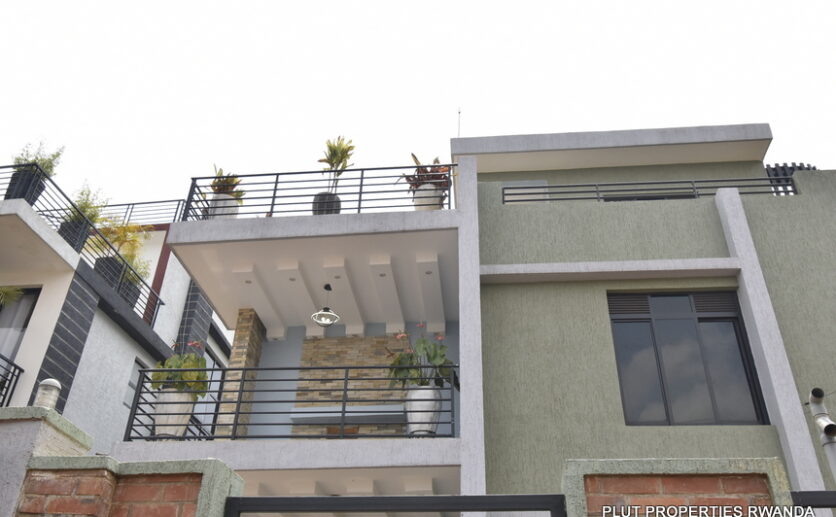 House for rent in Rebero Kigali plut properties (8)