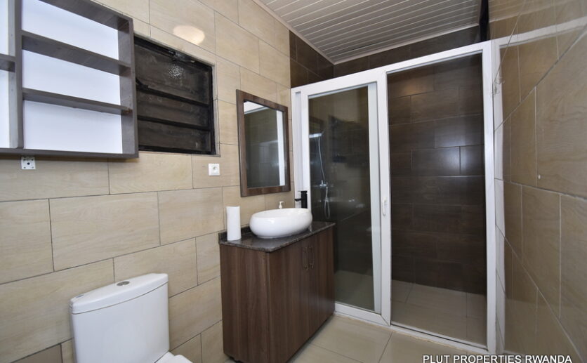 Rent in Kacyiu Kigali plut properties (9)