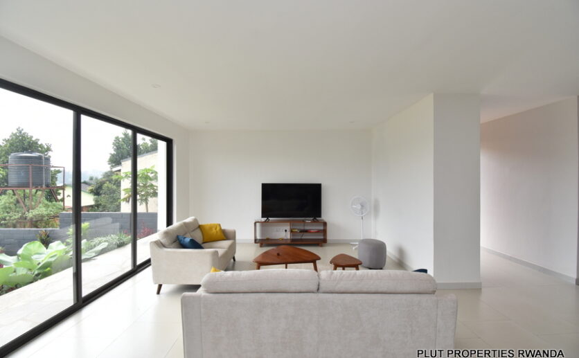 Modern furnished apartment in Kacyiru Kigali plut properties (16)