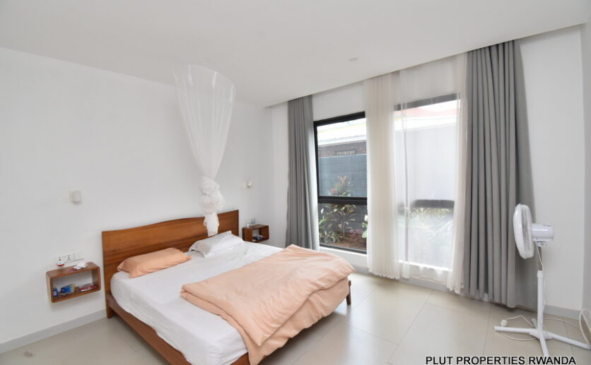 Modern furnished apartment in Kacyiru Kigali plut properties (3)