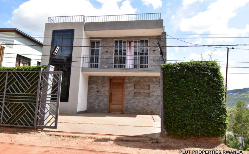 Modern villa for sale plut properties (11)