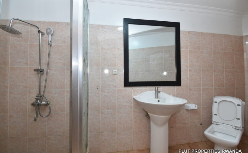 House for rent in Gacuriro plut properties (4)