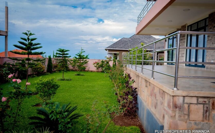 Rebero Villa for rent plut properties (4)