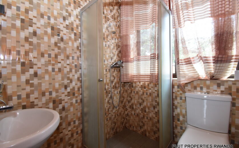 Rent in Gisozi Kigali plut properties (11)