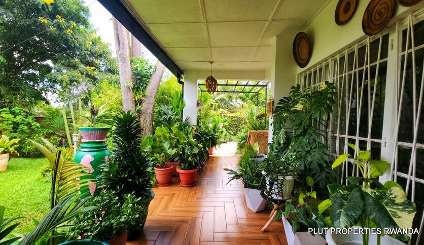 Beautiful house fir rent in Kiyovu plut properties (9)