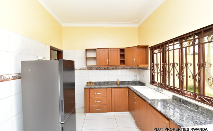 Gacuriro house for rent plut properties (8)
