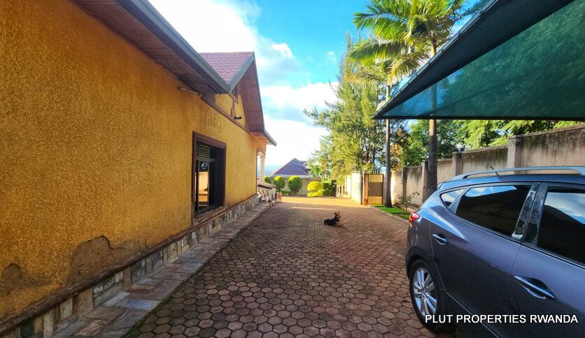 House for sale in Gikondo plut properties (2)