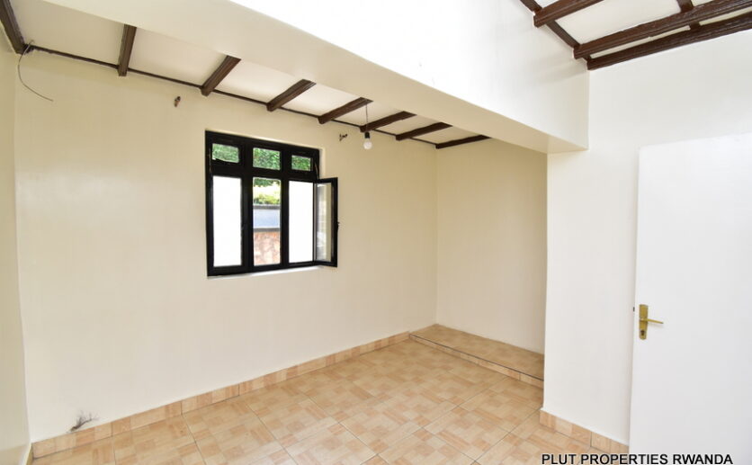 Houses for rent in Kiyovu plut properties (3)
