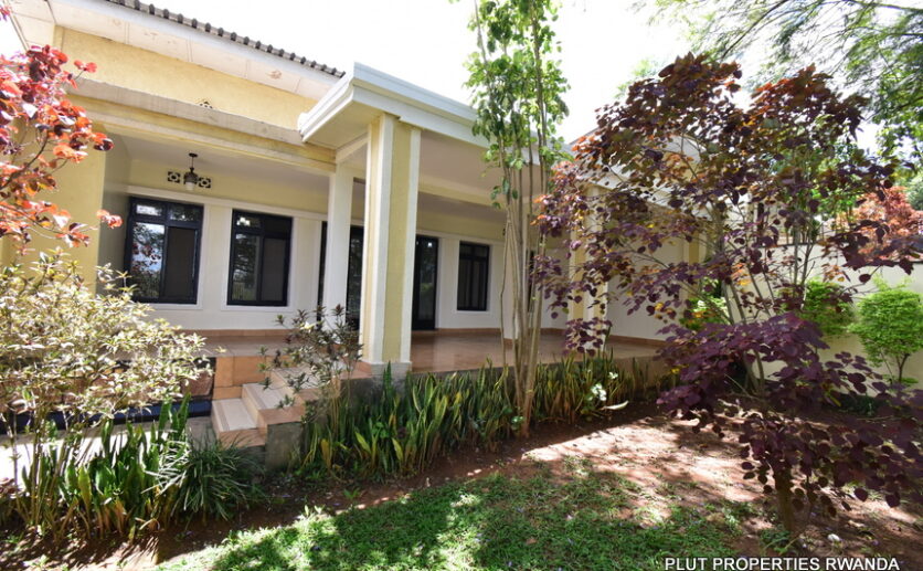Houses for rent in Kiyovu plut properties (5)