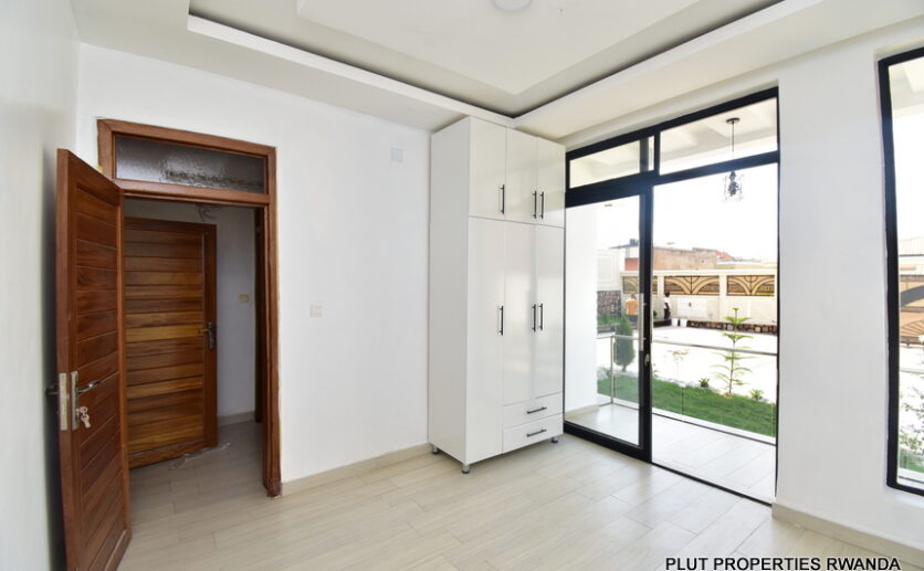 Buy in Kimironko plut properties (2)