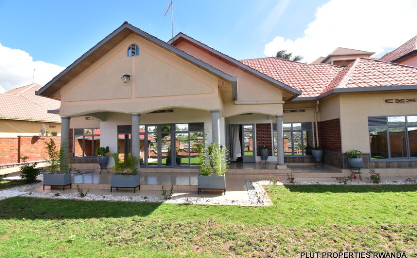 House for rent in Kibagabaga plut properties (1)
