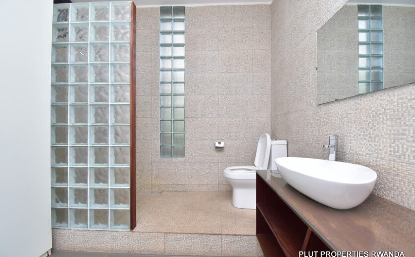 Kiyovu Kigali apartment for rent plut properties (8)