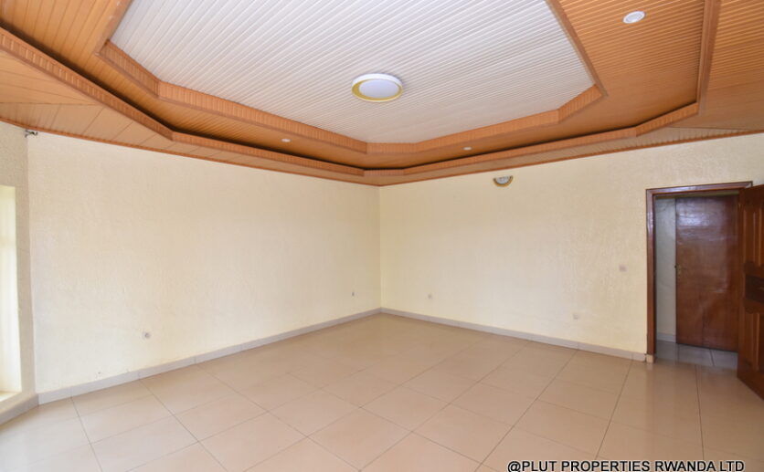 4 bedrooms house for sale in Kibagabaga plut properties (4)