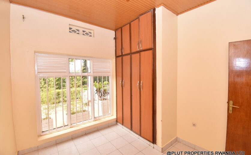 4 bedrooms house for sale in Kibagabaga plut properties (6)