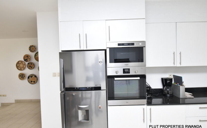 House for rent in Kiyovu Kigali Plut properties (13)