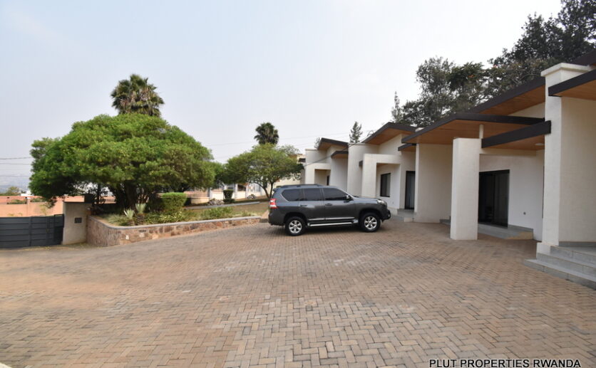 Kiyovu one bedroom house plut properties (10)
