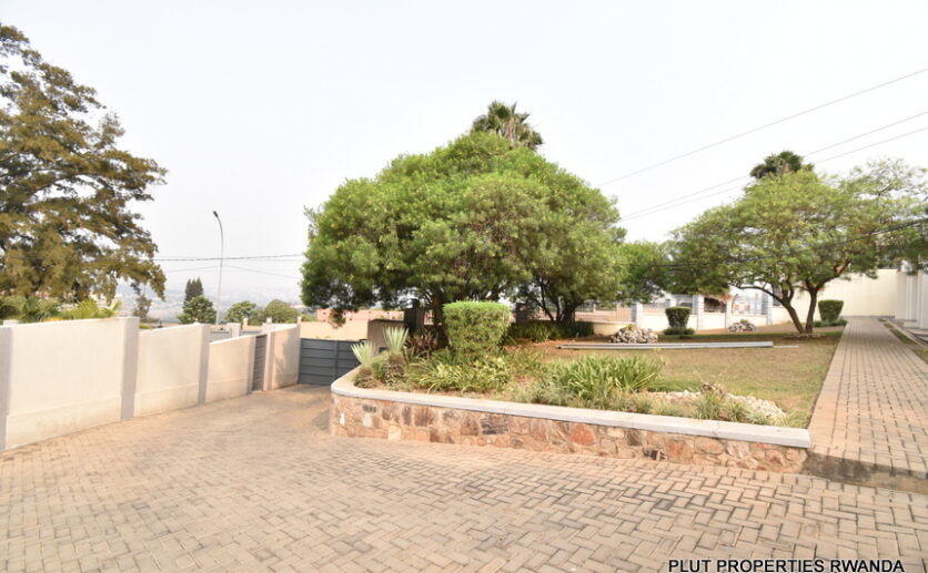 Kiyovu one bedroom house plut properties (11)
