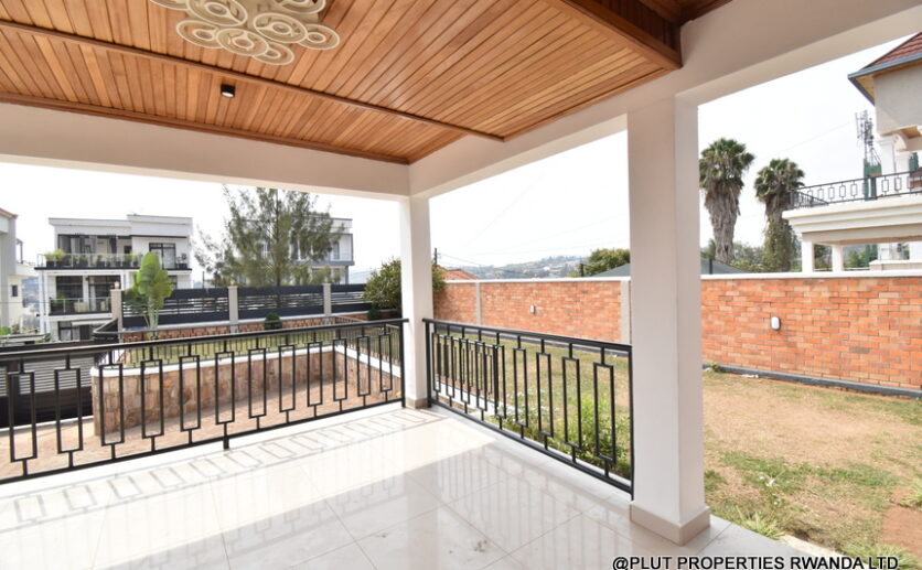 Unfurnished house in Kibagabaga plut properties (4)