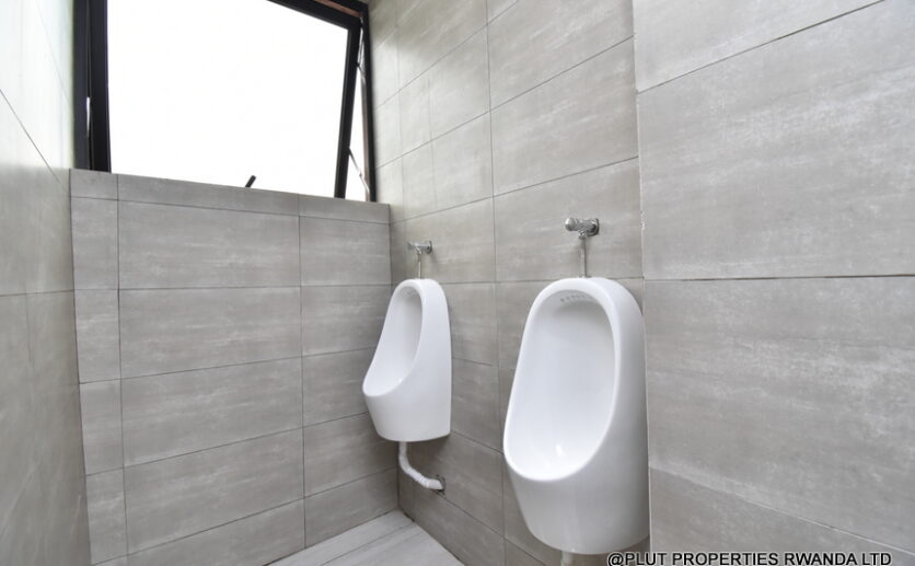 commercial space for rent in Kacyiru kigali plut properties (12)