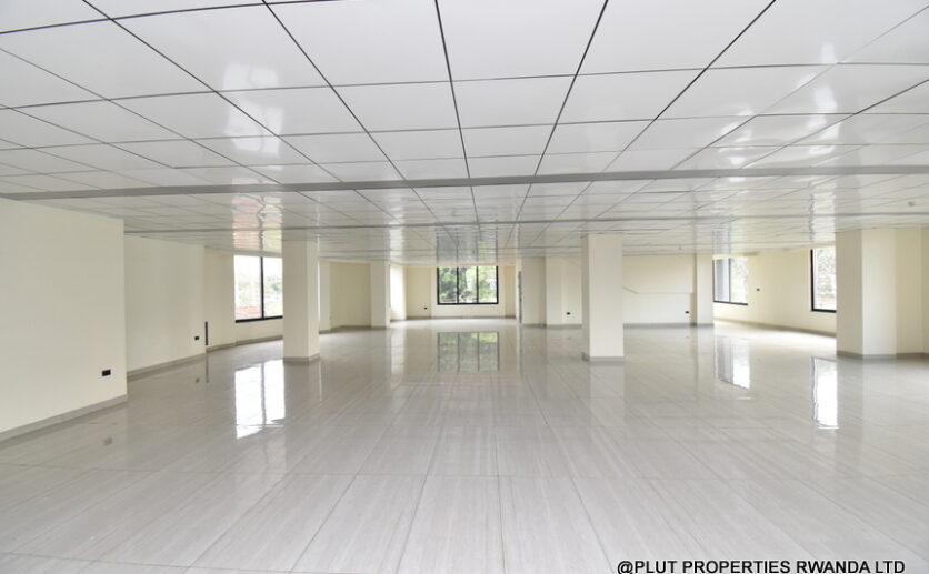 commercial space for rent in Kacyiru kigali plut properties (8)