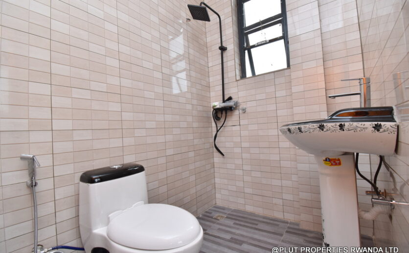 unfurnished house for rent in Rusororo plut properties (11)