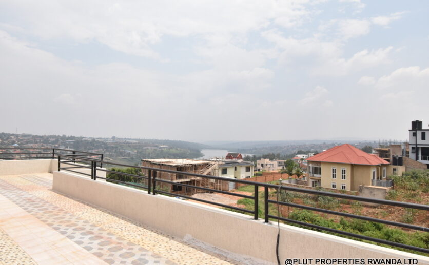 unfurnished house for rent in Rusororo plut properties (3)