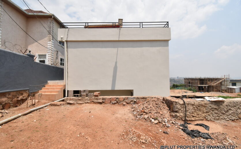unfurnished house for rent in Rusororo plut properties (4)