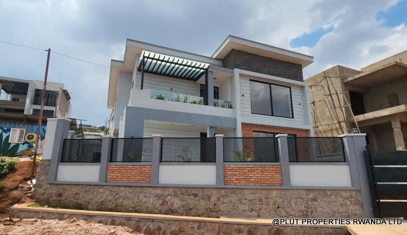 Beautiful house for rent in Rebero plut properties (16)