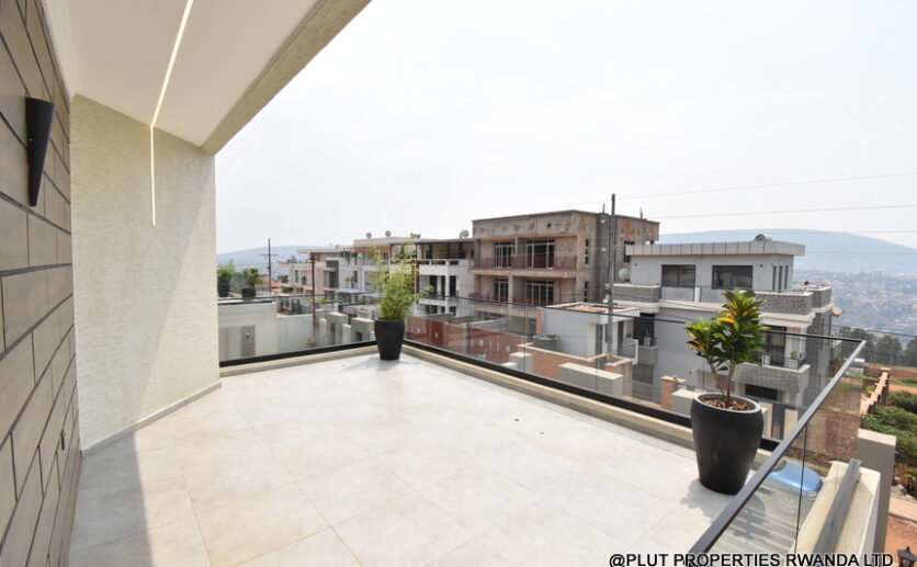 House for sale in Rebero plut properties (10)