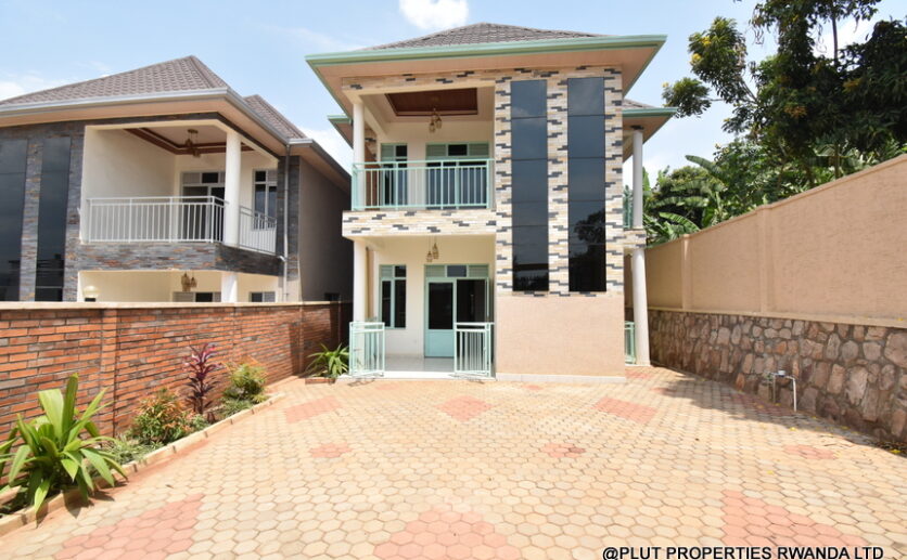 Kagugu Kigali house for sale plut properties (11)