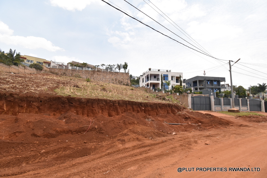 Big plot for Sale in Rebero Kigali