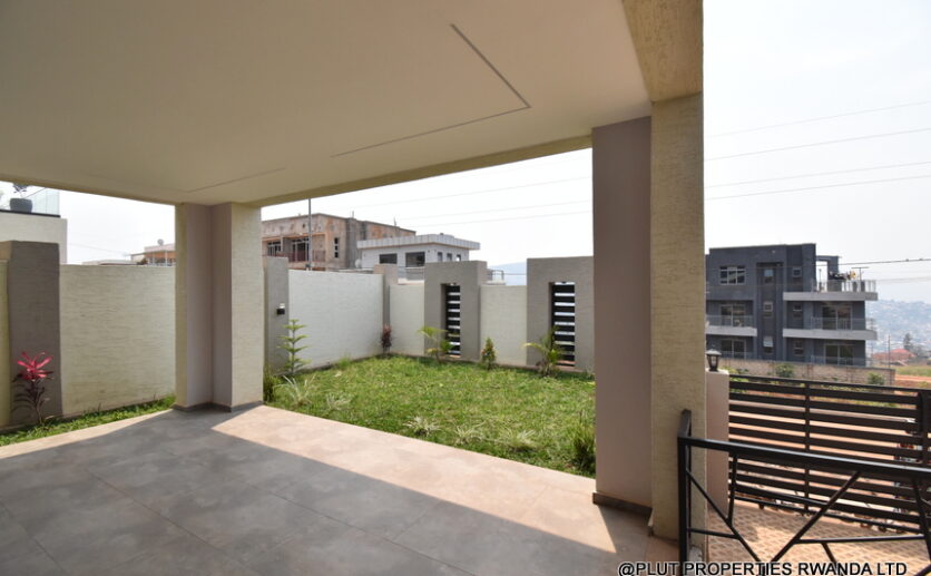 Rebero big house for rent plut properties (4)