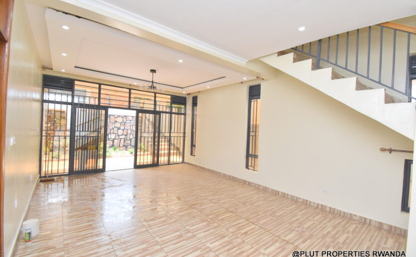 5 bedroom house in Kibagabaga Kigali plut properties (10)