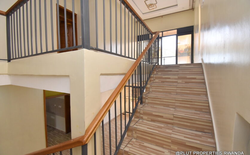 5 bedroom house in Kibagabaga Kigali plut properties (15)