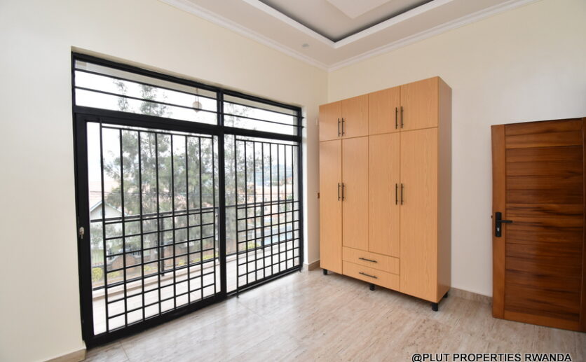 Beautiful 2 storey house in Kibagabaga plut properties (12)