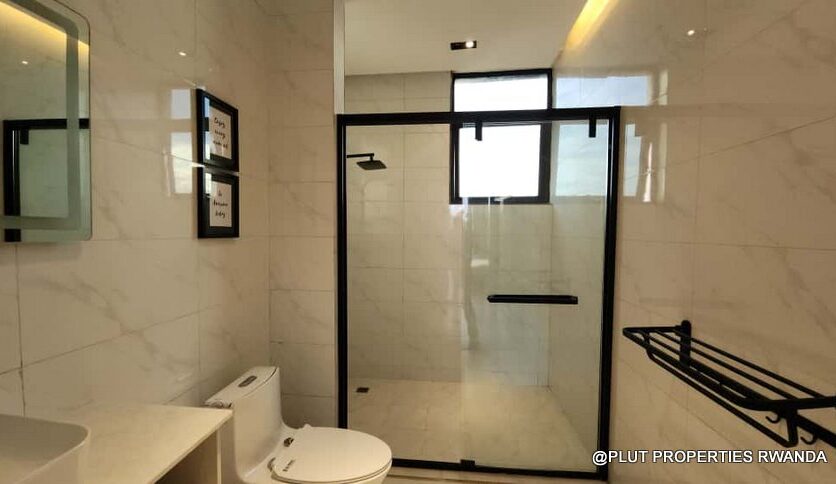 Rent in Rebero plut properties (4)
