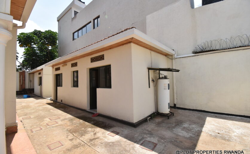 Unfurnished house for rent in Gacuriro plut properties (17)