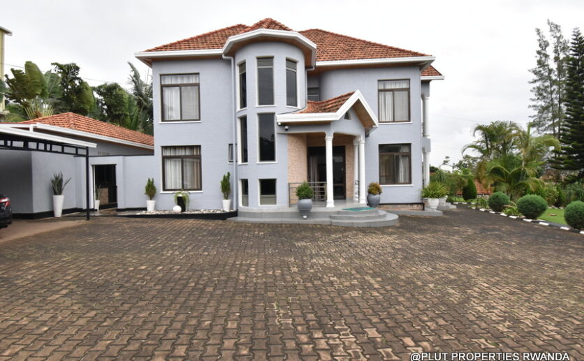 big beautiful house for rent in Kibagabaga plut properties (1)