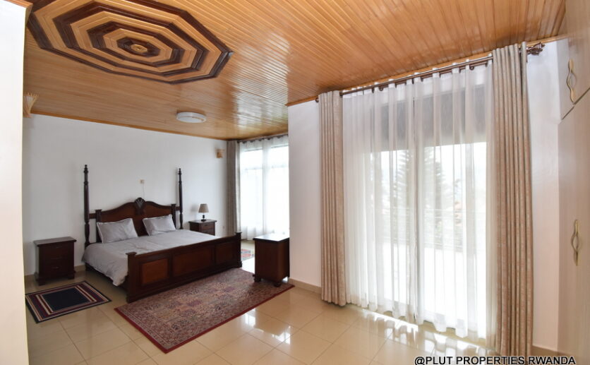 big beautiful house for rent in Kibagabaga plut properties (20)