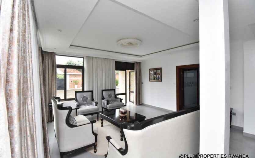 big beautiful house for rent in Kibagabaga plut properties (7)
