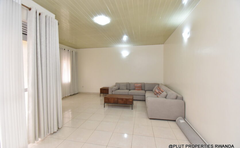 furnished 2 storey house for rent in Kibagabaga plut properties (3)