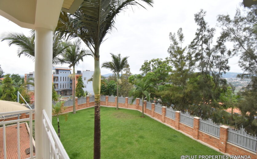 furnished 2 storey house for rent in Kibagabaga plut properties (8)