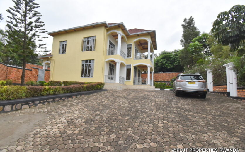 furnished 6 bedrooms house for rent plut properties (14)