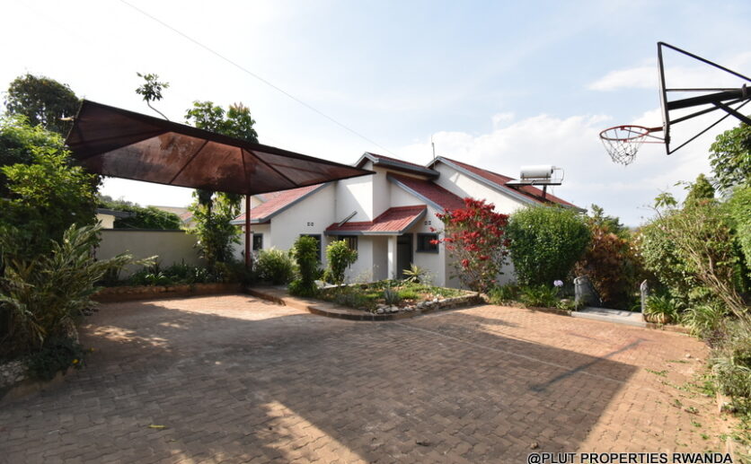 umucyo estate house for rent plut properties (13)