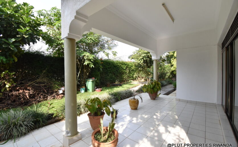 umucyo estate house for rent plut properties (3)