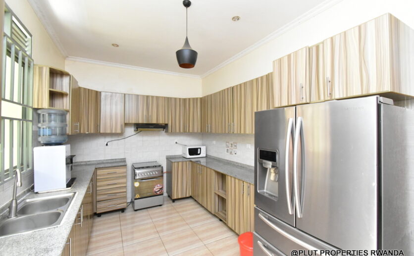 5 bedrooms house in Kibagabaga plut properties (3)