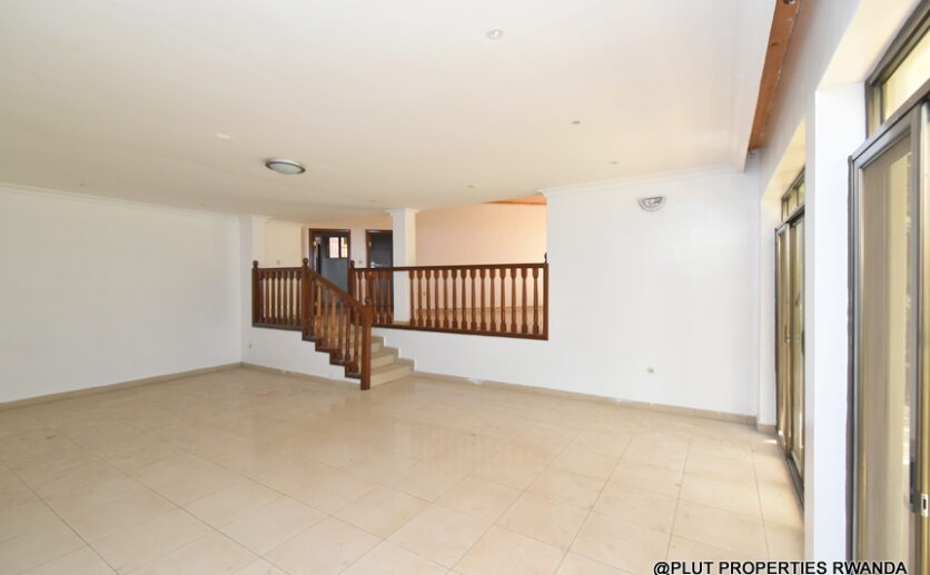 Big house for rent in Nyarutarama Kigali plut properties (14)